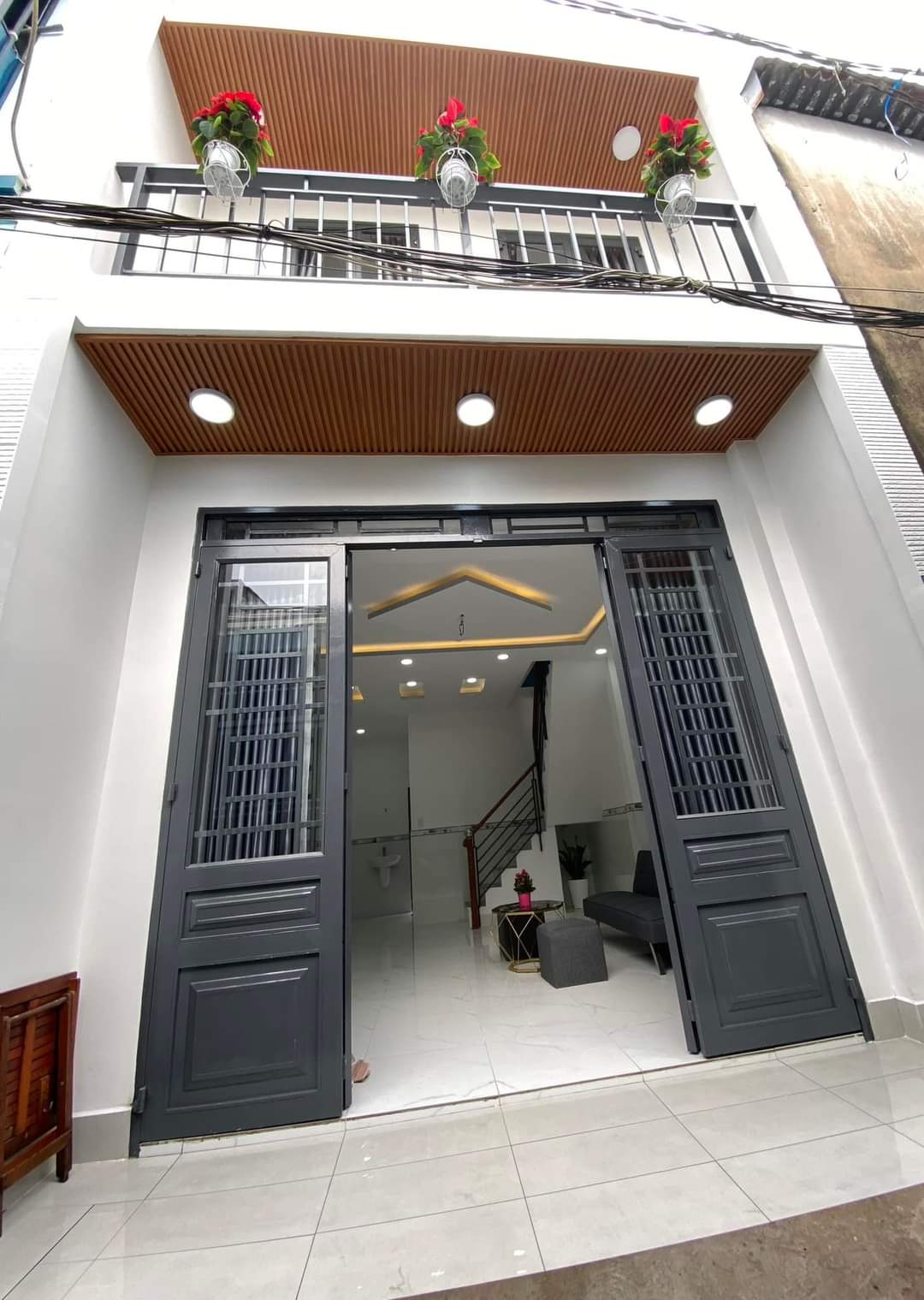 + BÁN NHÀ MỚI XÂY. 1 LẦU 34 M2. ĐƯỜNG NGUYỄN SỸ SÁCH. P15 GIÁ 3 TỶ 2.