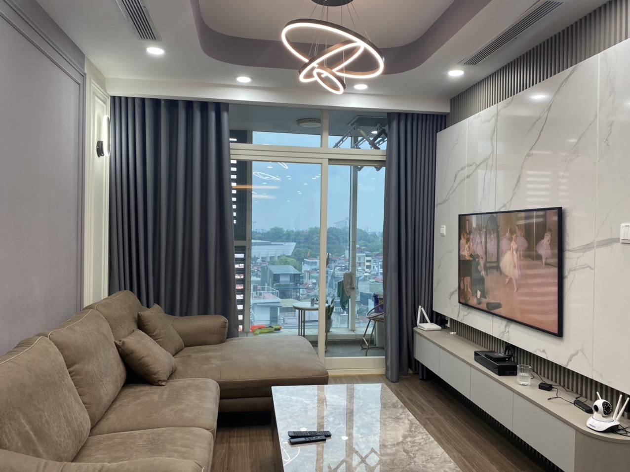 CHÍNH CHỦ CẦN CHO THUÊ CHUNG CƯ TẠI DISCOVERY CENTRAL 8B LÊ TRỰC - BA ĐÌNH - HÀ NỘI