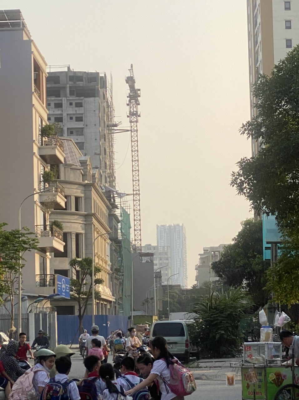 Mảnh đất vàng trong làng đầu tư tại Thanh Xuân, diện tích cực rộng, mt 26m, lô góc, vỉa hè đá bóng