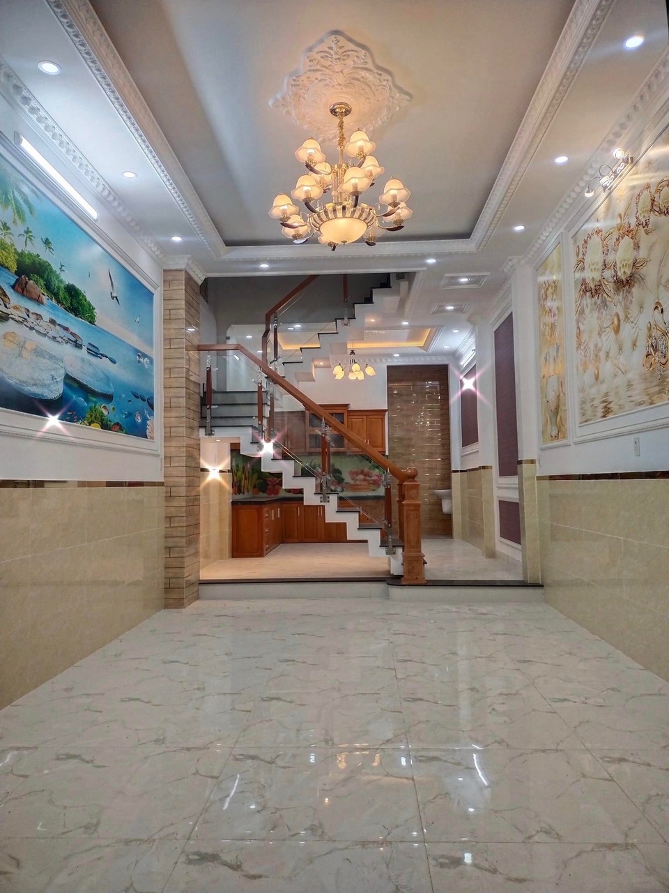 NHÀ MỚI CHƯA Ở - 3 TẤM ĐÚC PHONG CÁCH CỔ ĐIỂN - HẺM XE HƠI - CÁCH MẶT TIỀN 5M - 4 ty 4