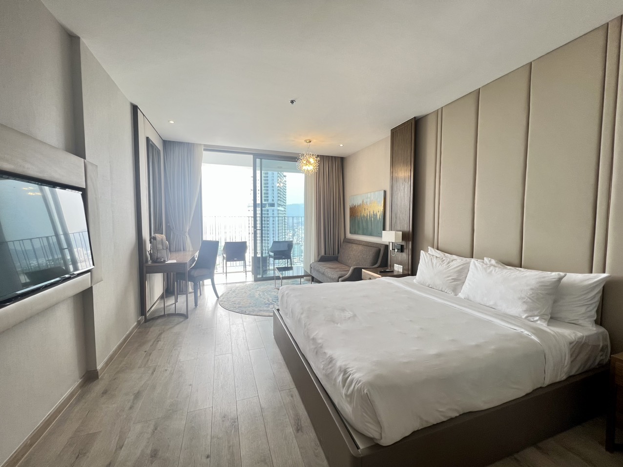 Cho thuê căn hộ cao cấp studio Panorama .️Khu trung tâm sầm uất bậc nhất