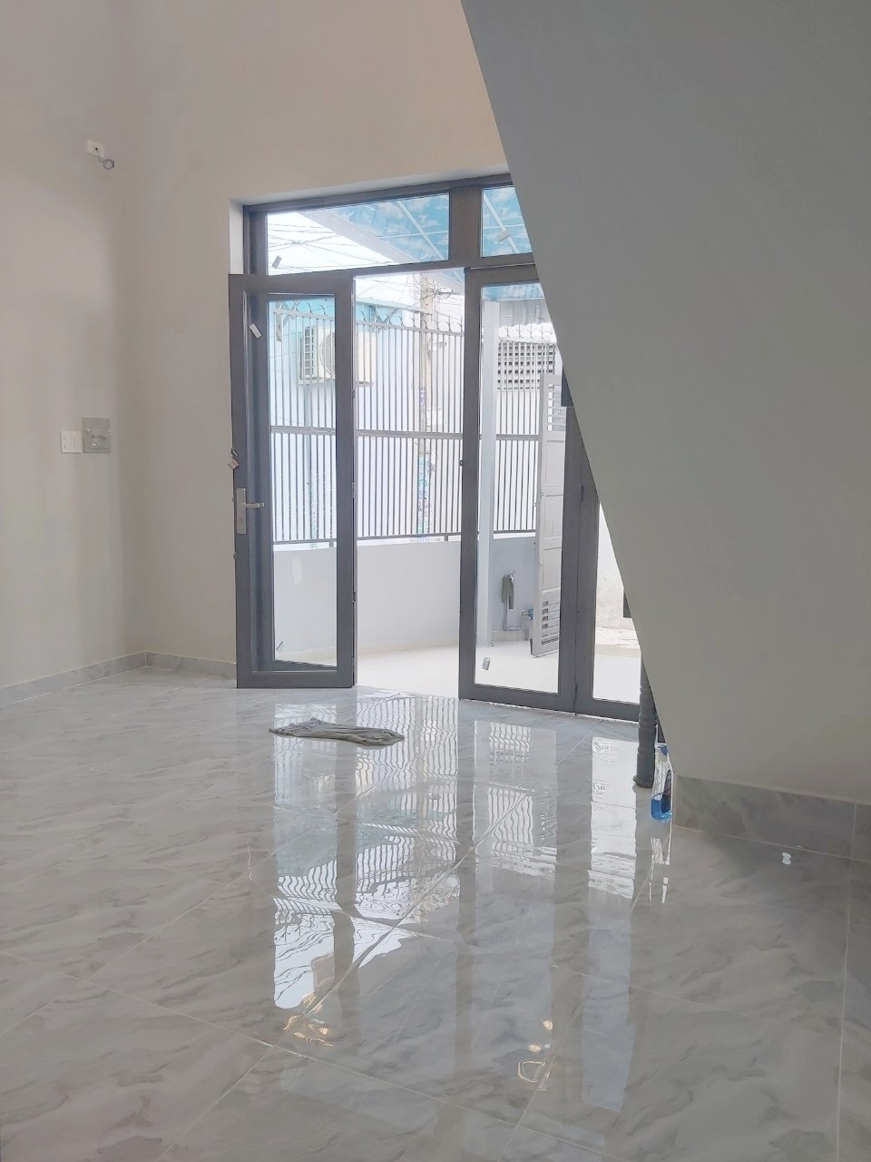 Bán Gấp Nhà 2 Tầng HXH tây Hòa,Quận 9, 60m2 không quy hoạch chỉ nhĩnh 2 tỷ,không lộ giới