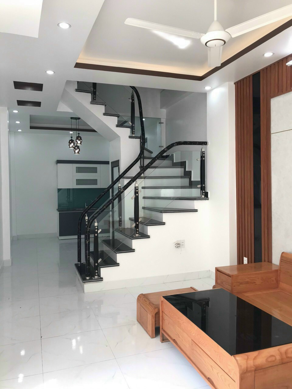 Bán nhà xây mới ngõ 66 Nguyễn Tường Loan, 60m 4 tầng, sân cổng riêng, GIÁ 2.29 tỉ