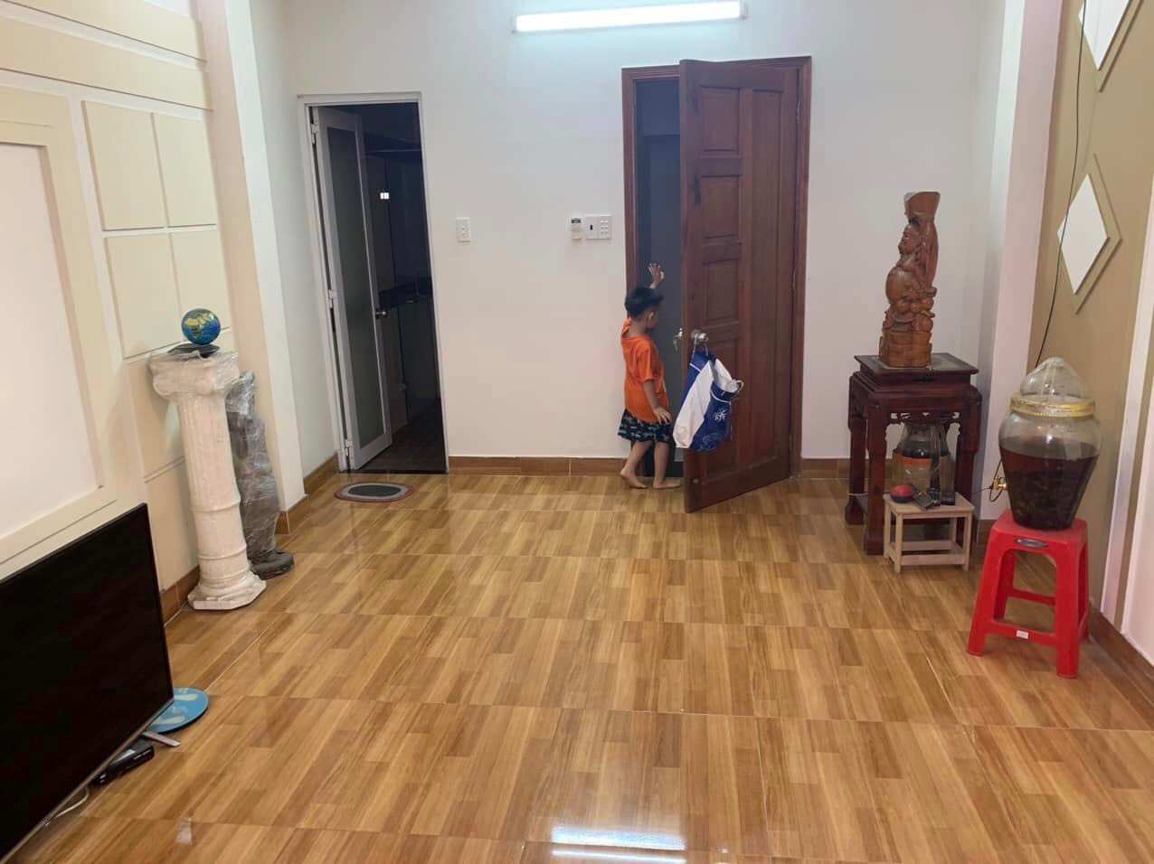 CHỦ GIẢM 2 TỶ BÁN NHANH – NHÀ LÝ CHÍNH THẮNG Q.3, HẺM XE HƠI, 41M, 3 TẤM CHỈ 5.5 TỶ