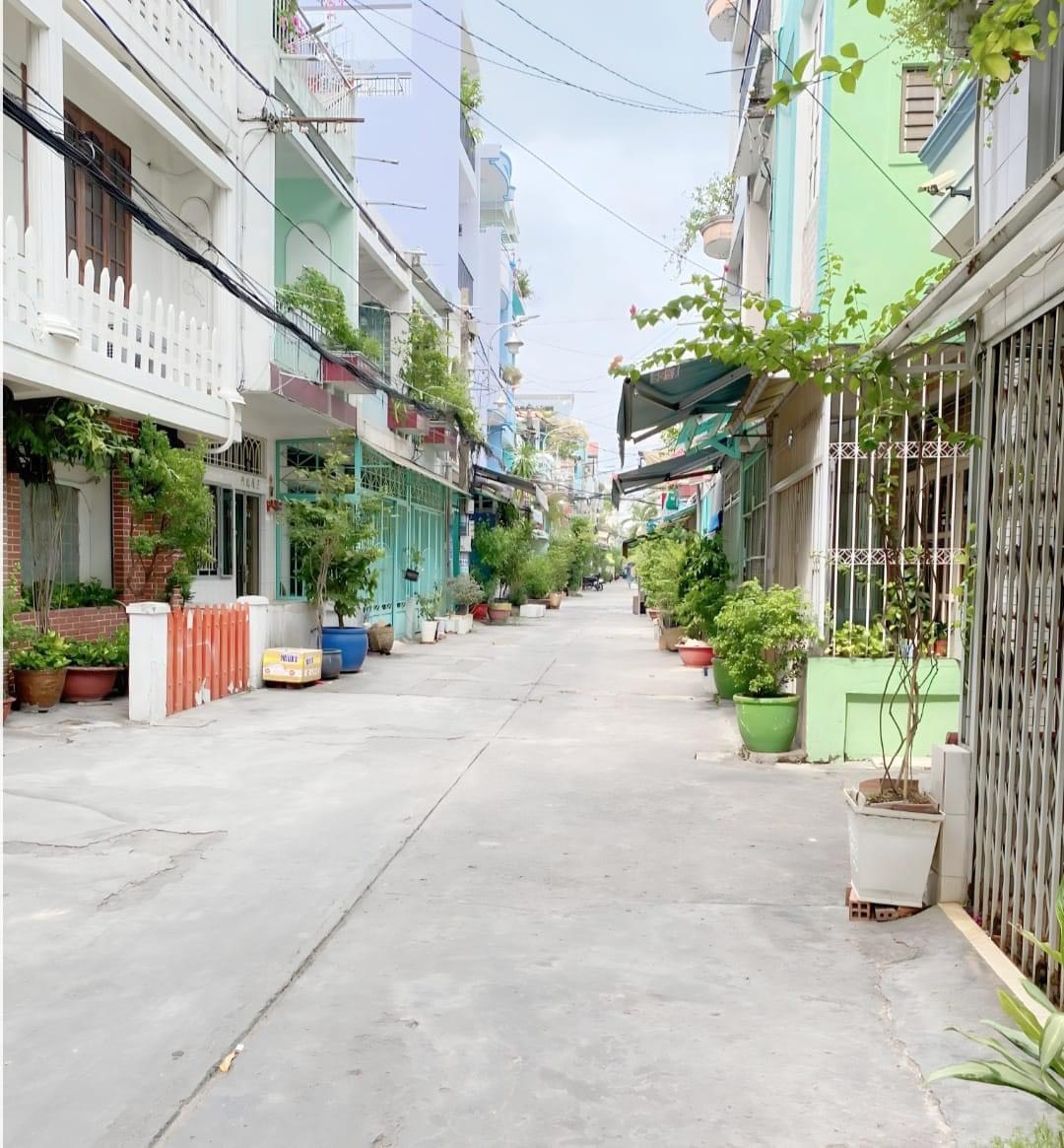 LẠC LONG QUÂN P3 Q11 HẺM 5M THÔNG - 45M2 - 2 TẦNG - VỊ TRÍ ĐẸP THÍCH HỢP Ở HOẶC ĐẦU TƯ