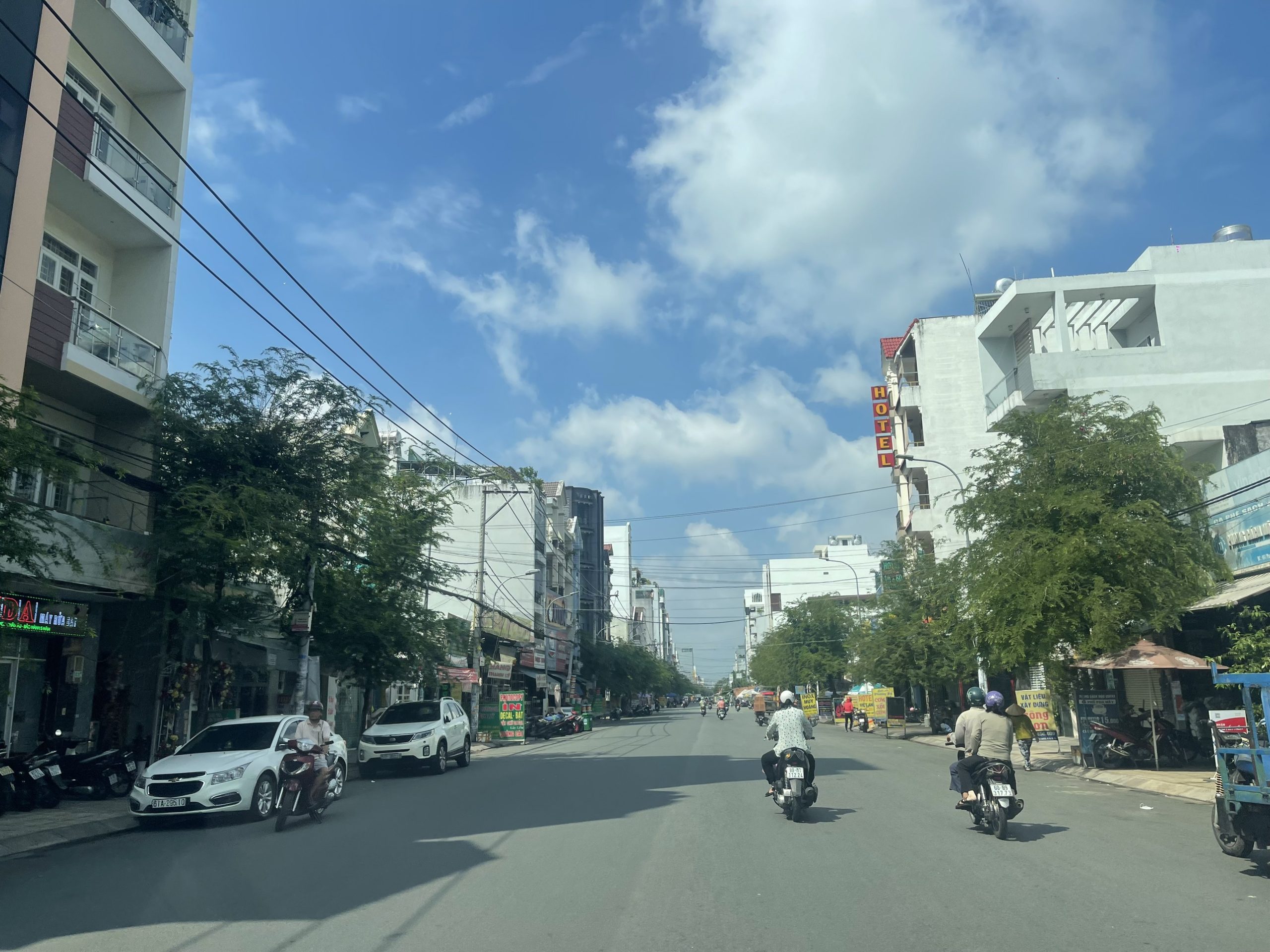 CHO THUÊ NHÀ MẶT TIỀN KINH DOANH KHU TÂN SƠN PHẠM VĂN BẠCH PHƯỜNG 15 QUẬN TÂN BÌNH