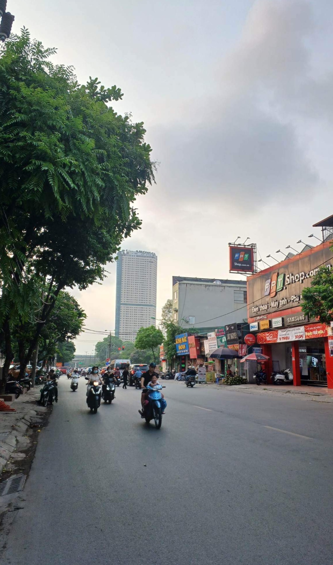 Siêu phẩm nhà mặt phố Phùng Hưng Hà Đông 34m2, mặt tiền kinh doanh 3,1m giá chỉ 3,75 tỷ (có thương lượng)