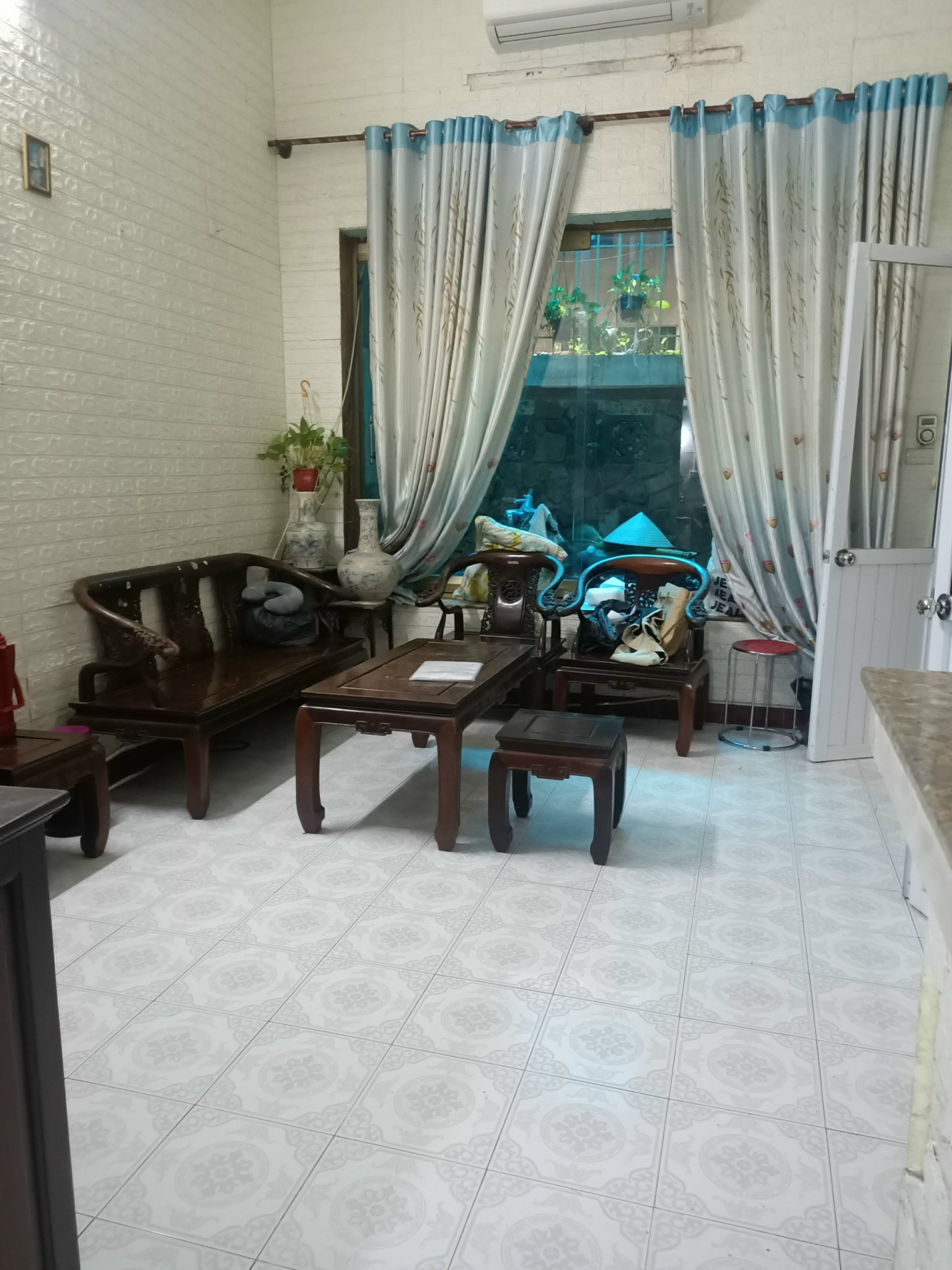 Cho thuê nhà ngõ 2 Khuất Duy Tiến, 50m² x 3 tầng, 4 phòng ngủ, đầy đủ đồ