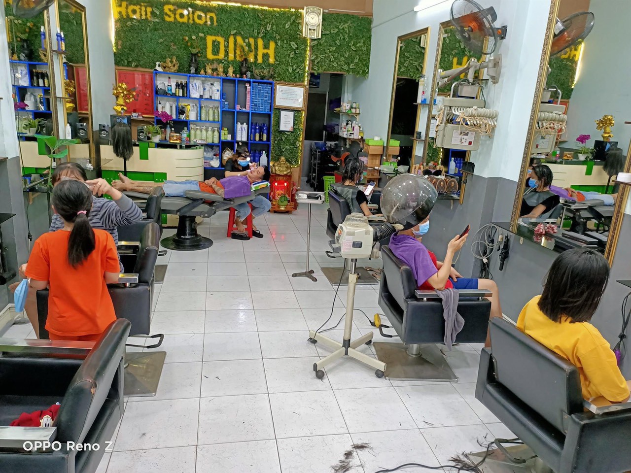 Chính chủ cần sang toàn salon 60tr (có thoả thuận)