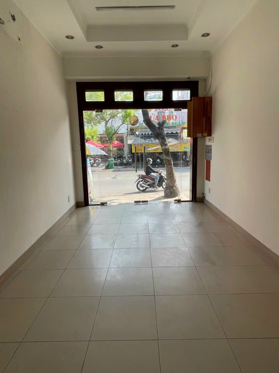 Cho thuê mặt bằng Hoàng Hoa Thám - Bình Thạnh - khu sầm uất từ sáng đến tối - kinh doanh đa ngành