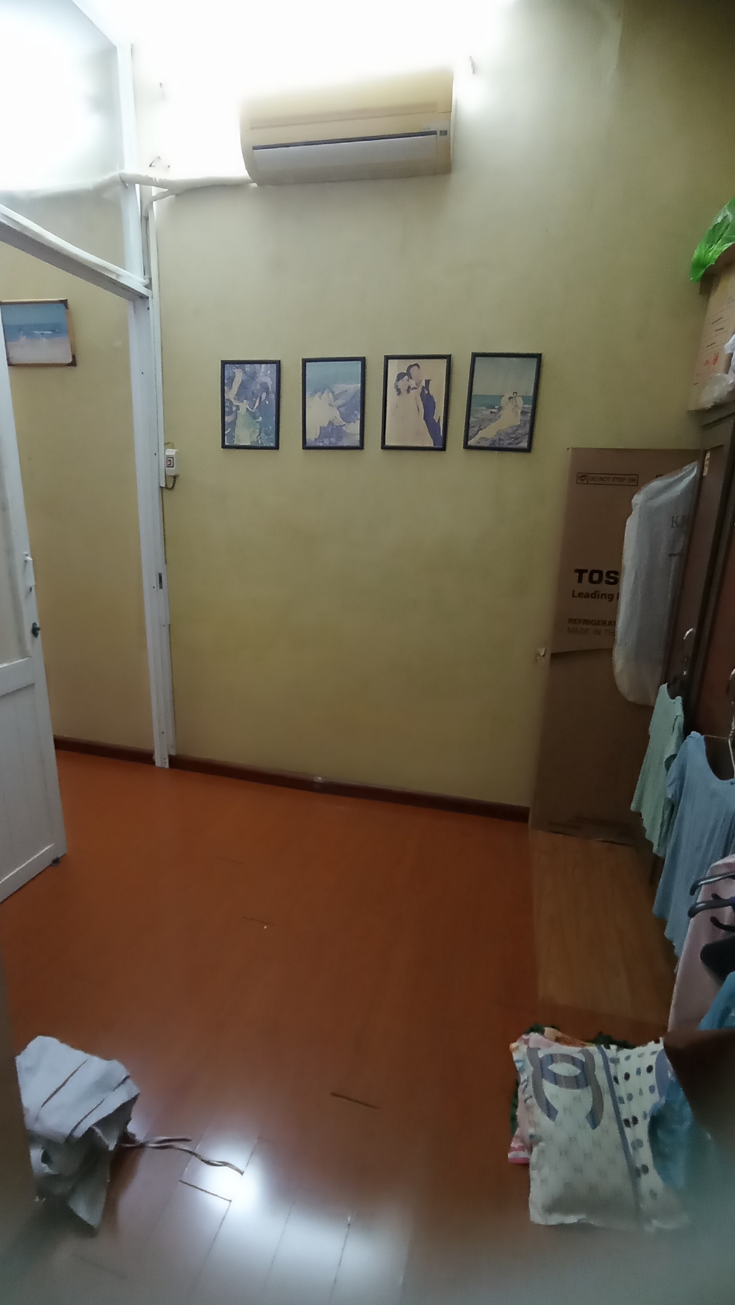 Chuyển công tác bán nhà HXH Lạc Long Quân, P3, Quận 11