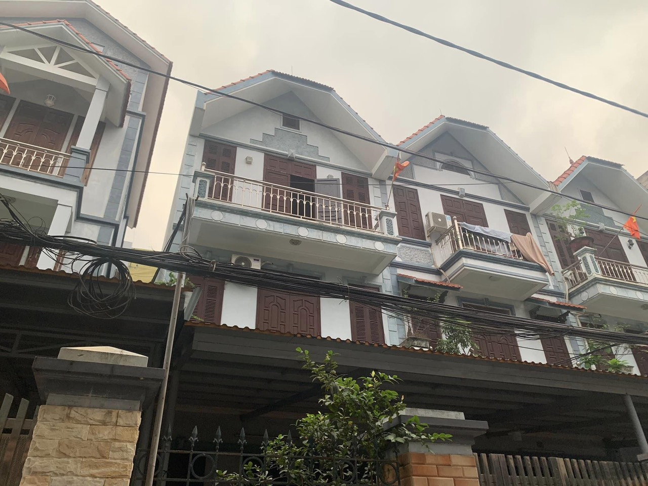 9.7 tỷ Bồ Đề, Hồng Tiến, Long Biên - Đất Diện Tích đất 102 m - mặt tiền rộng - hiếm còn xót lại