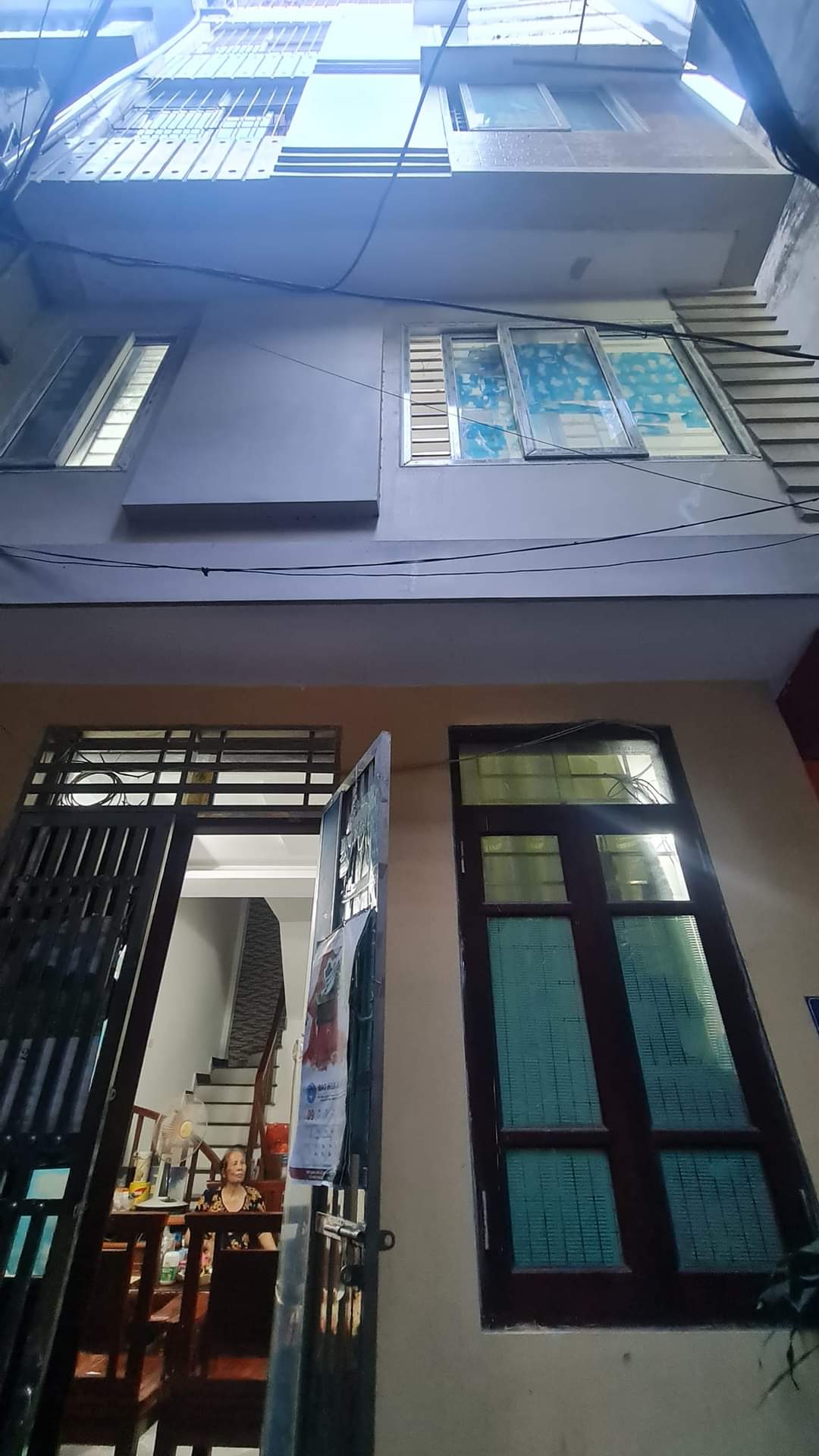 NGÕ 142 KIM GIANG HOÀNG MAI MẶT NGÕ - LÔ GÓC 2 THOÁNG - MẶT TIỀN RỘNG - GẦN MẶT PHỐ