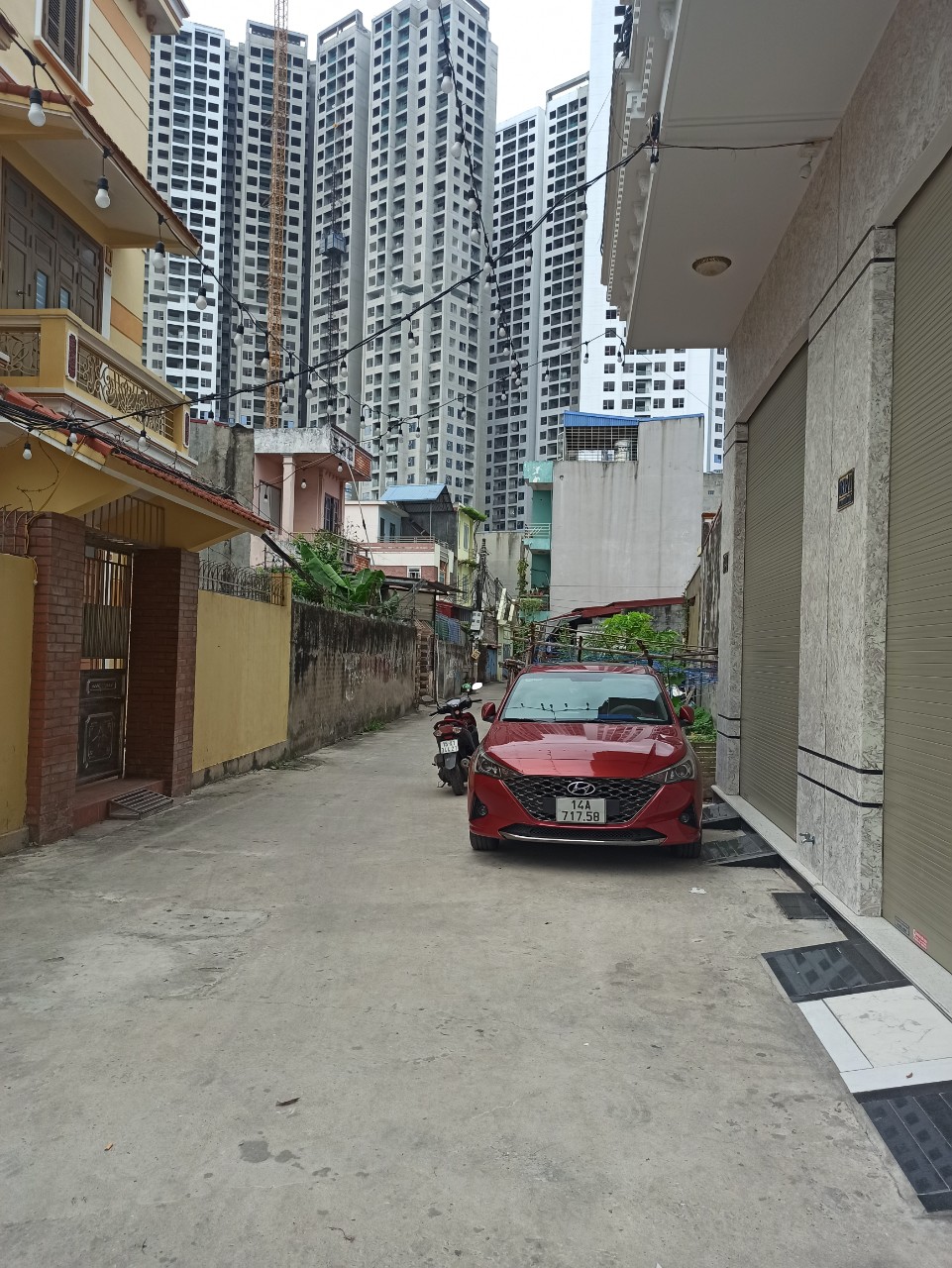 Bán đất mặt ngõ Thiên Lôi ô.tô ra vào, diện tích 84m, MT6m, GIÁ 32 tr/m ngay Dự Án Hoàng Huy