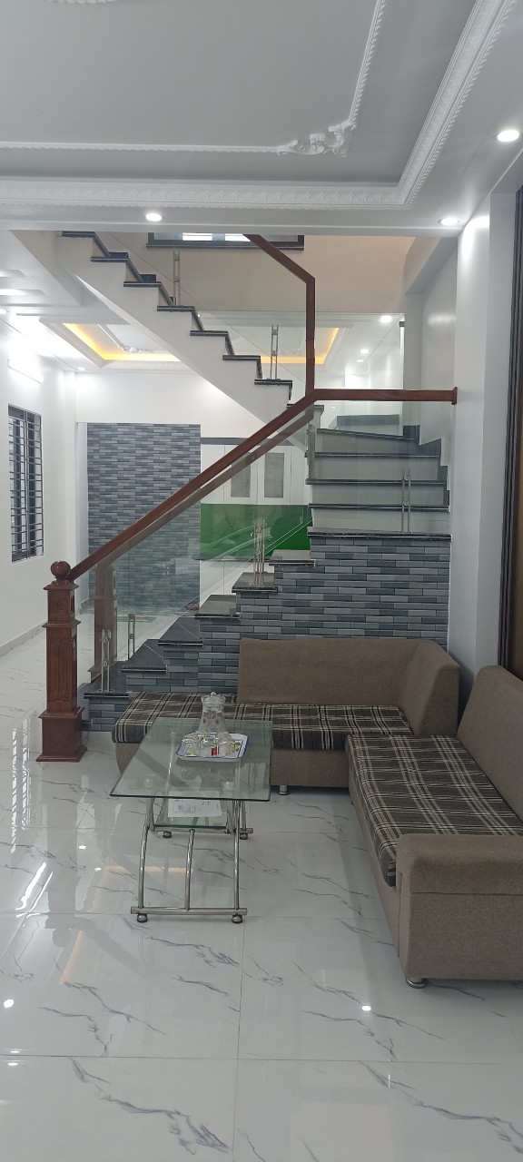 Bán nhà xây mới tinh phố Trực Cát, 54m 4 tầng, độc lập, GIÁ 4.15 tỉ ô.tô tận cửa