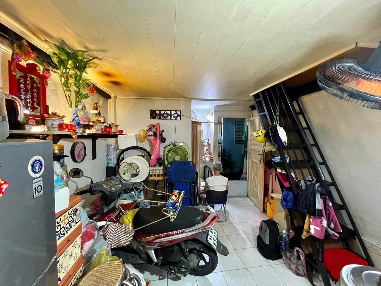 CHỈ CẦN 2 TỶ CÓ NHÀ ÂU CƠ TRUNG TÂM QUẬN 11N- 2 TẦNG - 17M2