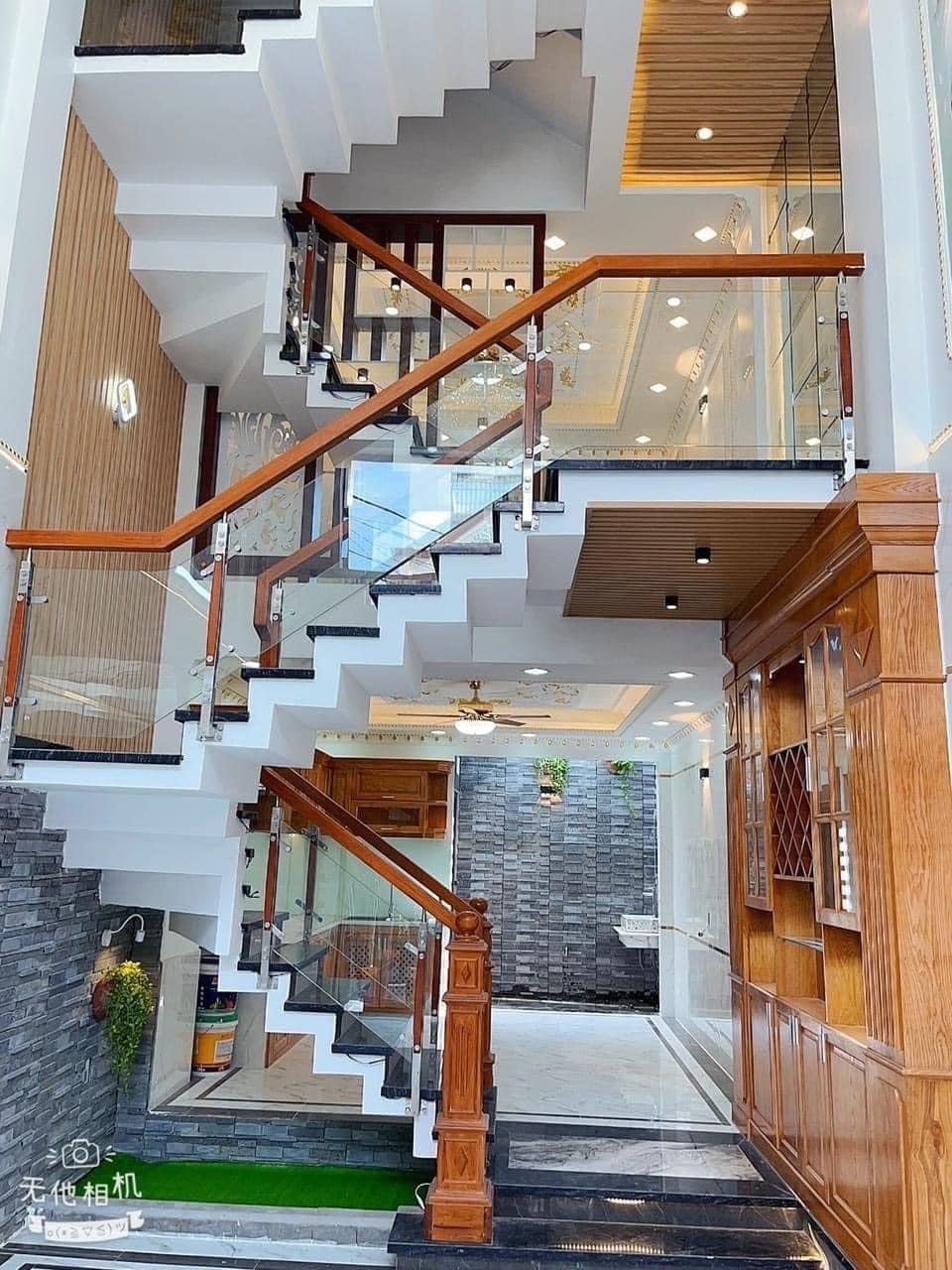 LIÊN KHU 4-5 HẺM NHỰA 6M - NHÀ 5 TẦNG ĐẸP NHƯ TRANH NHỈNH 5 TỶ