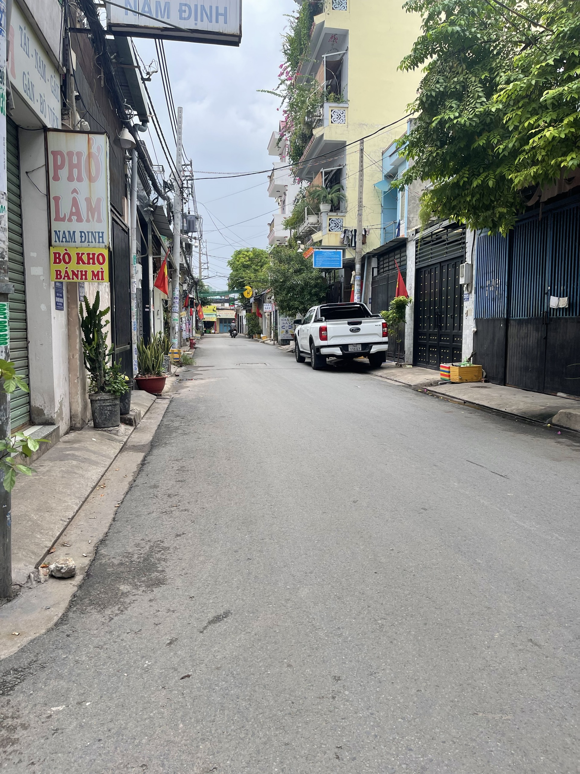 Bán nhà Hẻm xe hơi đường Số 12, Quận Bình Tân, 58m2, 3PN, giá 4 tỷ 3 TL.