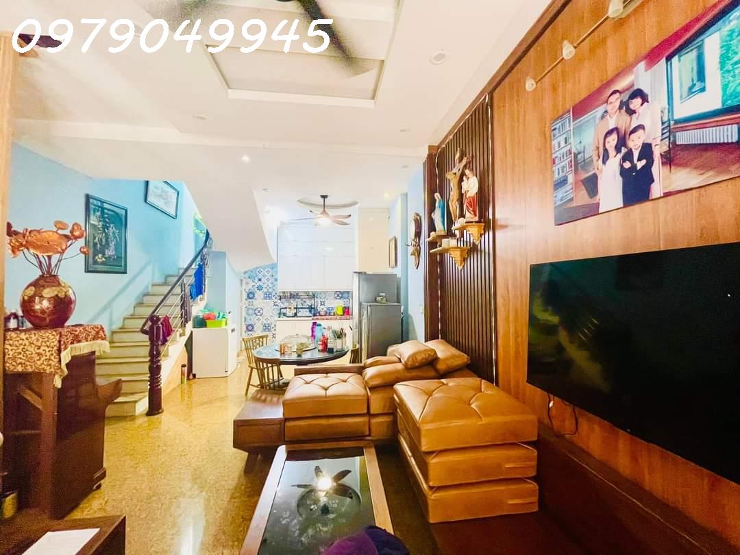 BÁN NHÀ DÂN XÂY PHẠM VĂN ĐỒNG, 45,2X4T,MT=4.8M, NGÕ NHÀ 4M, GIÁ 5.8 TỶ