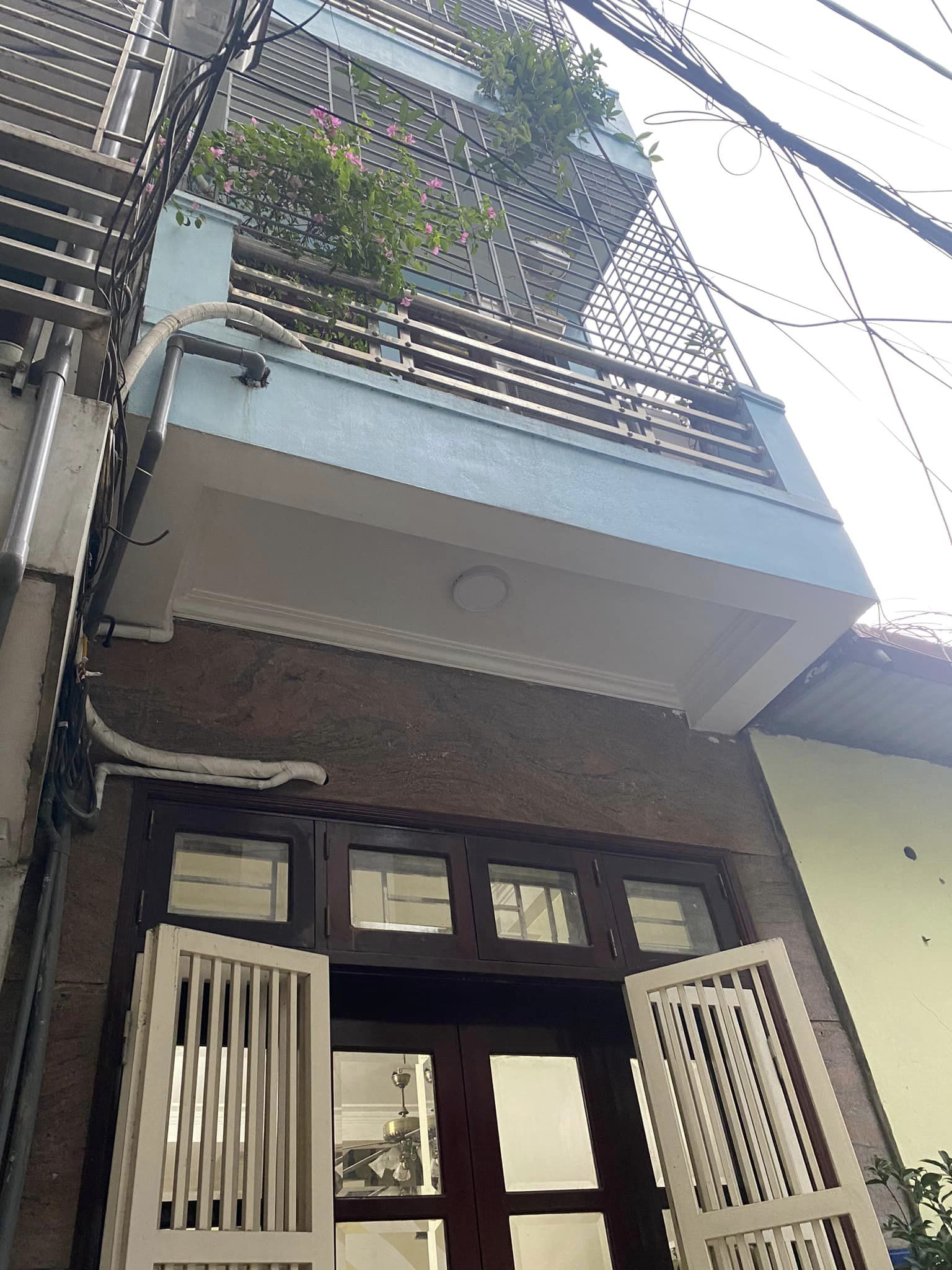Phân lô kinh doanh, ô tô tránh, phố Hoàng Quốc Việt, Bắc Từ Liêm, 45m2, 6 tầng, MT 4.5m, giá bán 11.5 tỷ