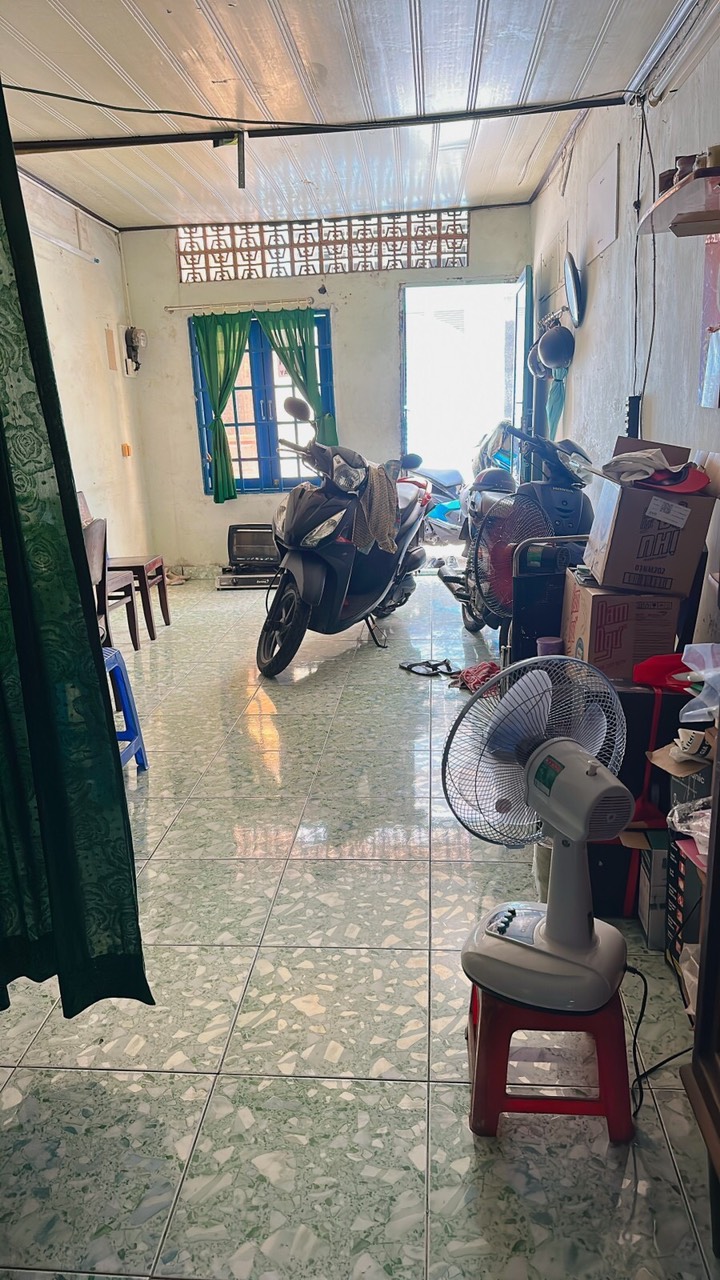 TÂN BÌNH – Cách Mạng Tháng 8 - HXH – Nhà cấp 4 – 40 m2 – giá chỉ 6.8 tỷ