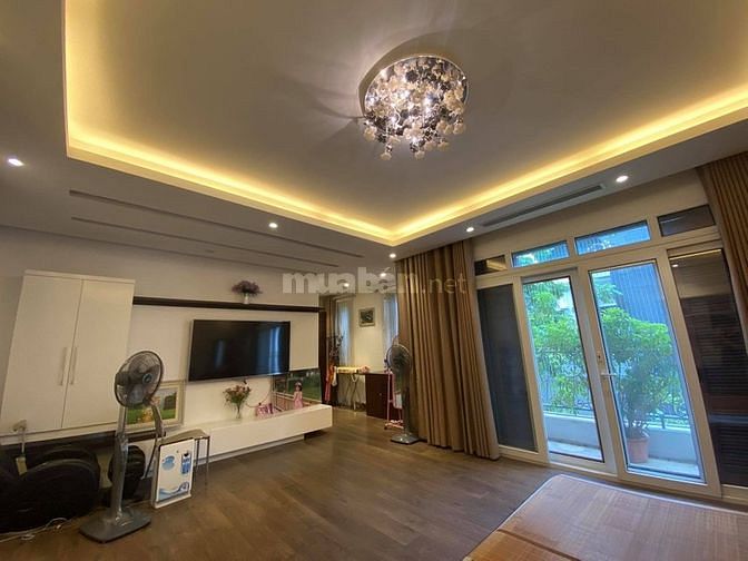  240m2
