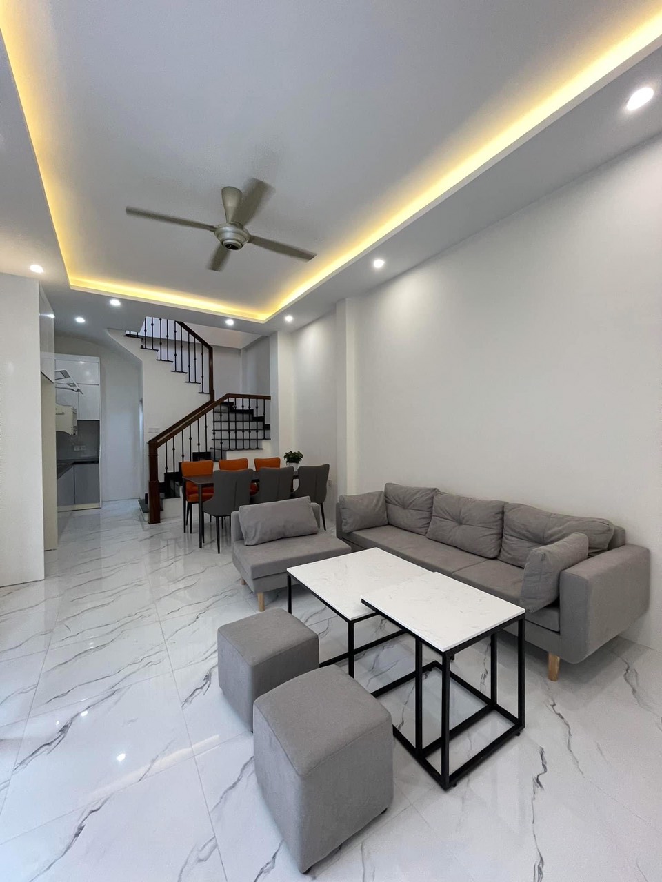 NHÀ 5T MỚI ĐẸP-MẶT NGÕ THÔNG-DÂN XÂY-GẦN PHỐ-35M 4xTỶ-NGỌC THỤY LONG BIÊN