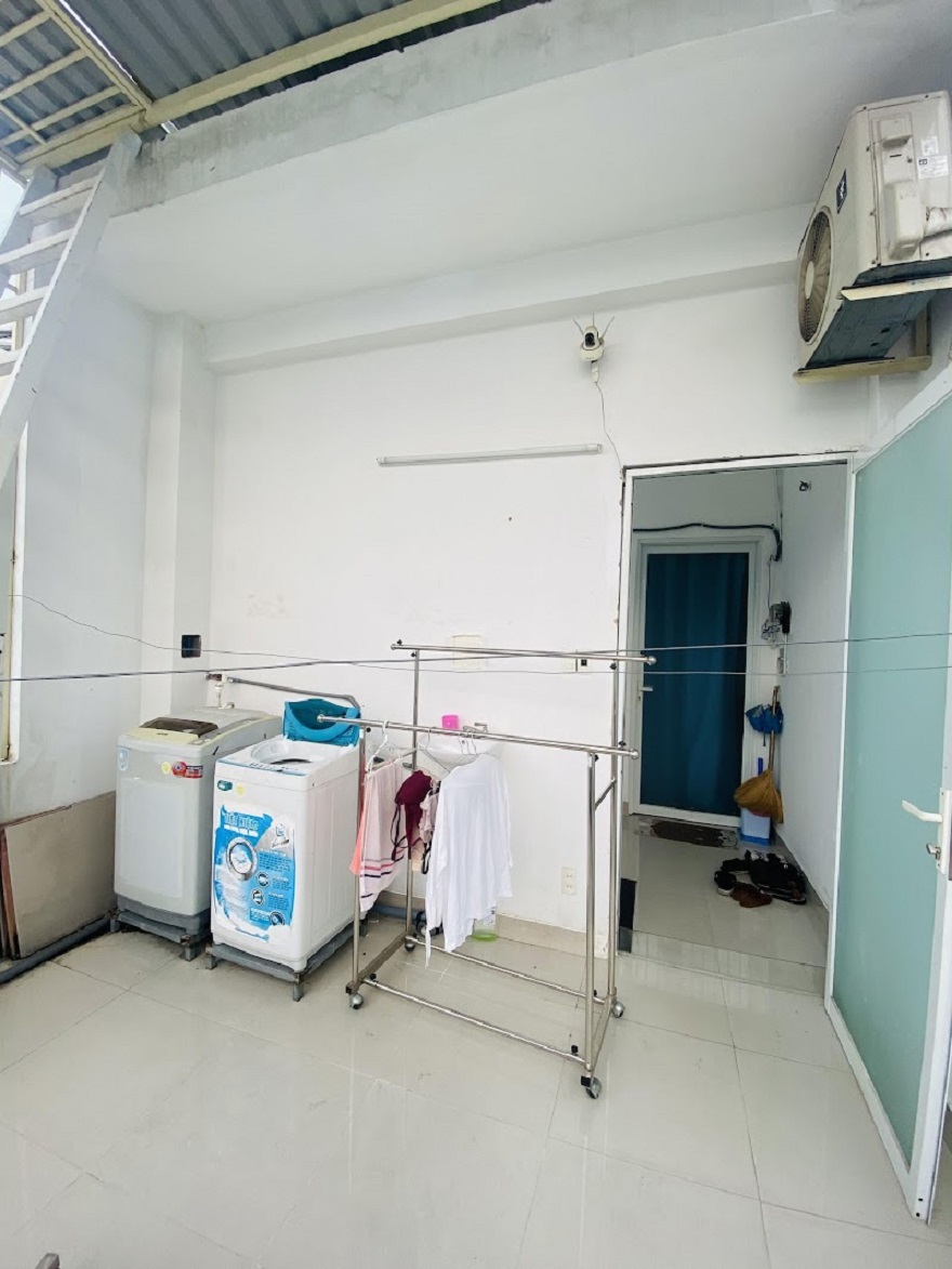 Bán nhà sát mặt tiền Trần Văn Đang Quận 3 - 4 tầng, 9PN, chỉ 7 tỷ nhỉnh