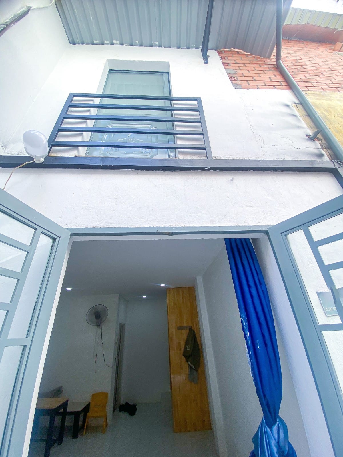 Bán Nhà đường Hồng Bàng - P.1, Q.11 - 20m2 - 2 tầng - 2,3 tỷ - Sổ hồng riêng - Vào ở ngay