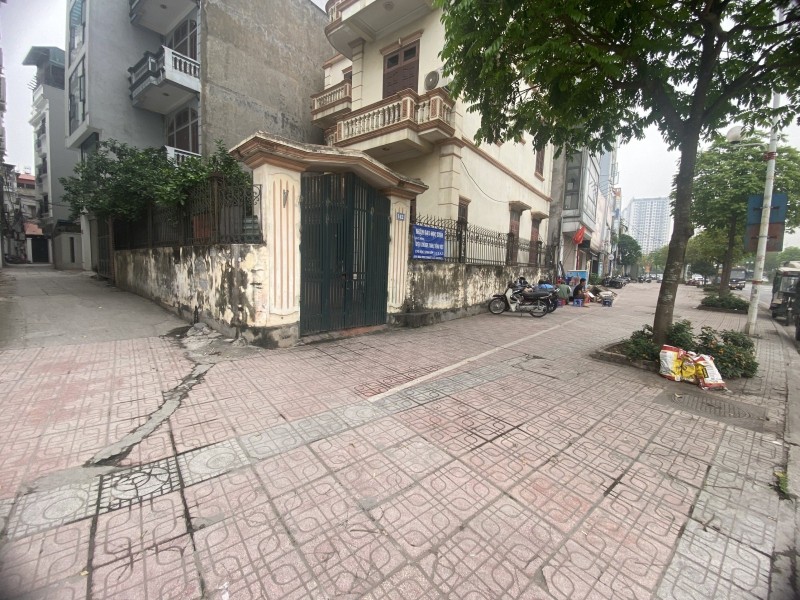 LÔ ĐẤT HIẾM PHỐ HỒNG TIẾN - NGÕ Ô TÔ THÔNG - GẦN MẶT PHỐ - GẦN HỒ - AN SINH ĐỈNH