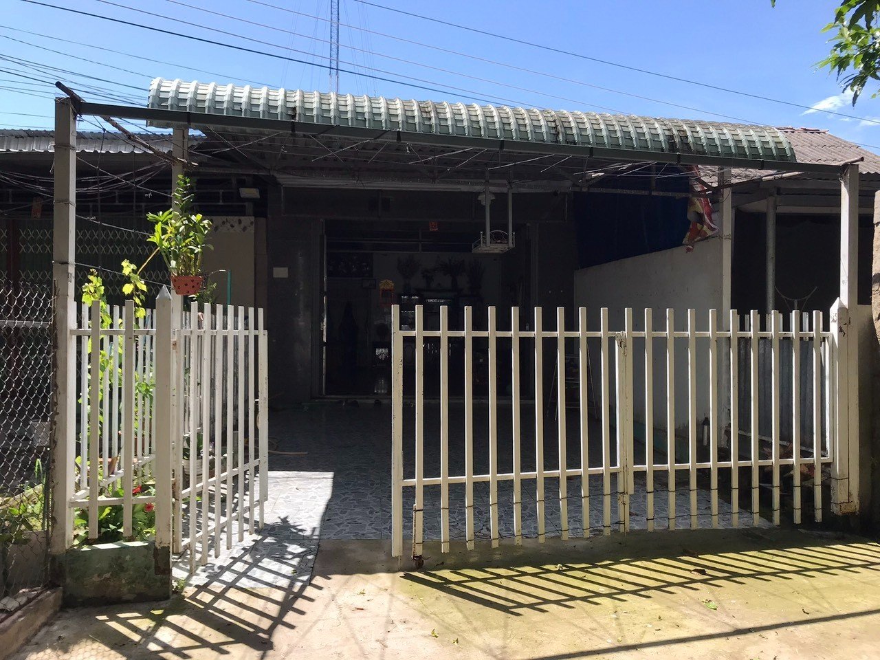 Chính chủ cần bán nhà đất cấp 4 phường Mỹ Quý, TP Long Xuyên, view sông nước sạch sẽ