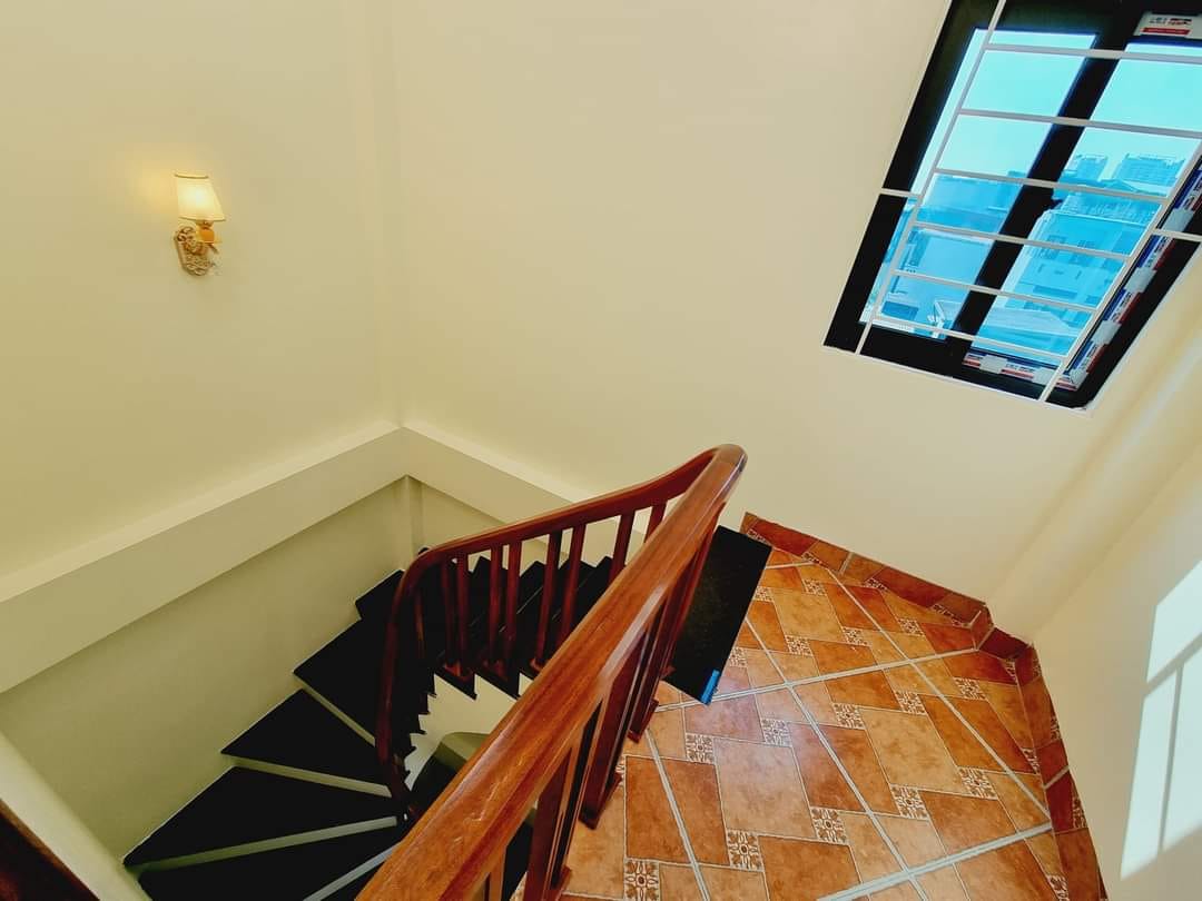 BÁN NHÀ MỚI ĐẸP LƯƠNG KHÁNH THIỆN - Ô TÔ ĐỖ CỬA - XÁCH VA LI VỀ Ở LUÔN - VỊ TRÍ ĐẮC ĐỊA - TIỆN ÍCH NGẬP TRÀN.