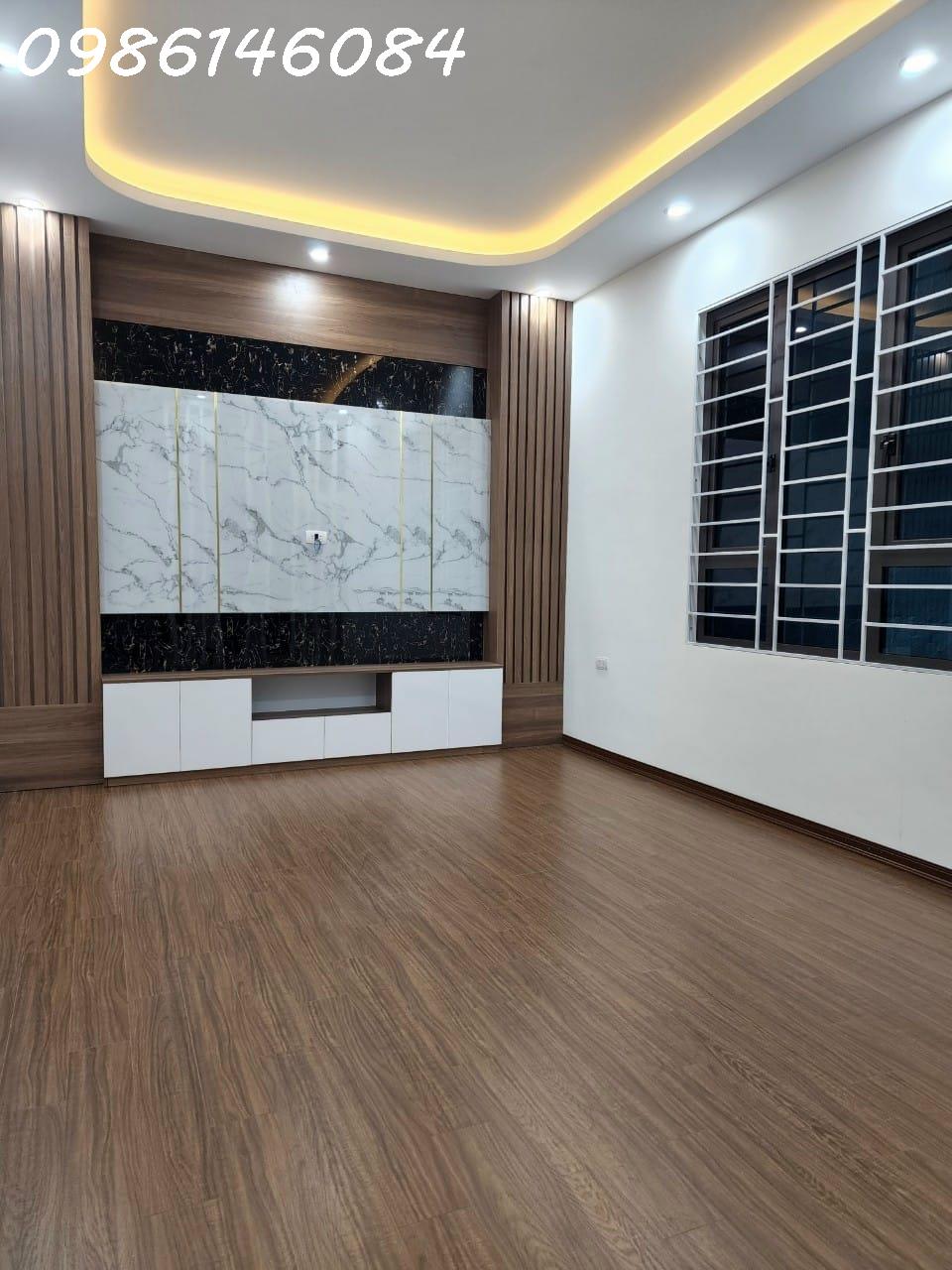 BÁN NHÀ KHƯƠNG TRUNG 47M2, 6 NGỦ, Ô TÔ CÁCH 10M,SÁT HỒ ĐẦM HỒNG CỰC MÁT, NHỈNH 5 TỶ