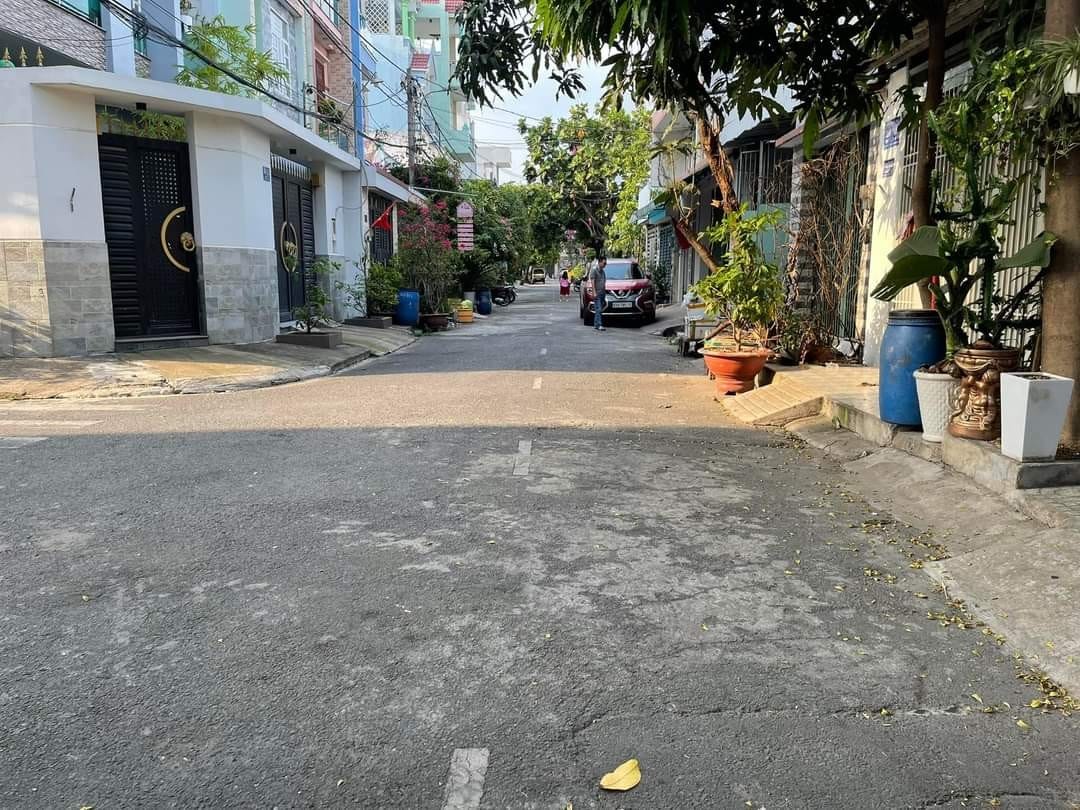 NHÀ NGON ĐẠI GIẢM GIÁ - HƯƠNG LỘ 2 - BÌNH TÂN - ĐƯỜNG NHỰA 8M - 4 TẦNG - 74M2 - 5,7 TỶ TL