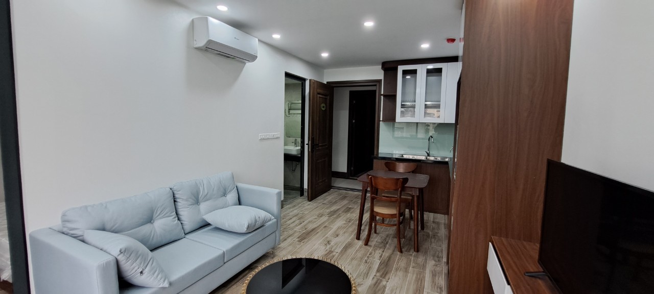 Cho thuê Căn hộ dịch vụ 55m2 1N,1K phố Võng Thị, Tây Hồ. Nhà mới 2 thoáng gần hồ. Chỉ 8.5tr