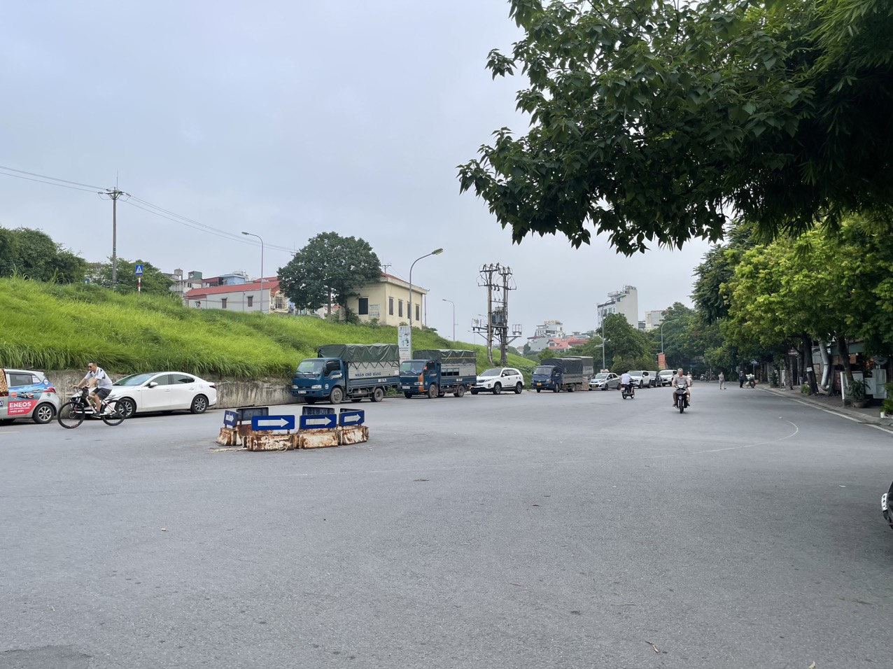 VỊ TRÍ ĐẸP NHẤT PHỐ NGỌC THỤY - Ô TÔ TẢI TRÁNH NHAU - KINH DOANH - TƯƠNG LAI QUY HOẠCH CỰC ĐẸP