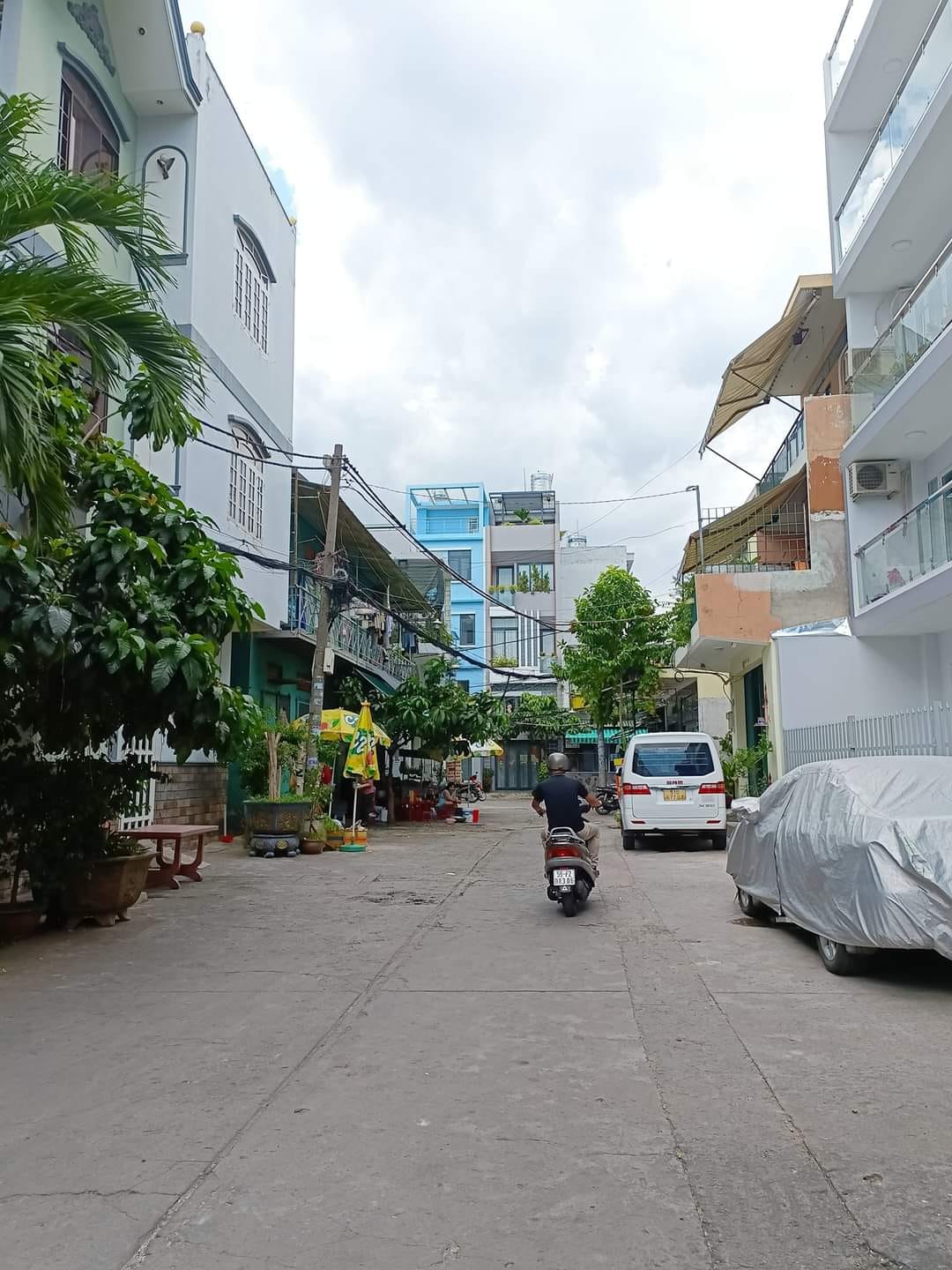 BÁN NHÀ Q.11 - LẠC LONG QUÂN - 4 TẦNG CẠNH KÝ TÚC XÁ SINH VIÊN - 47M2 - NHỈNH 6 TỶ