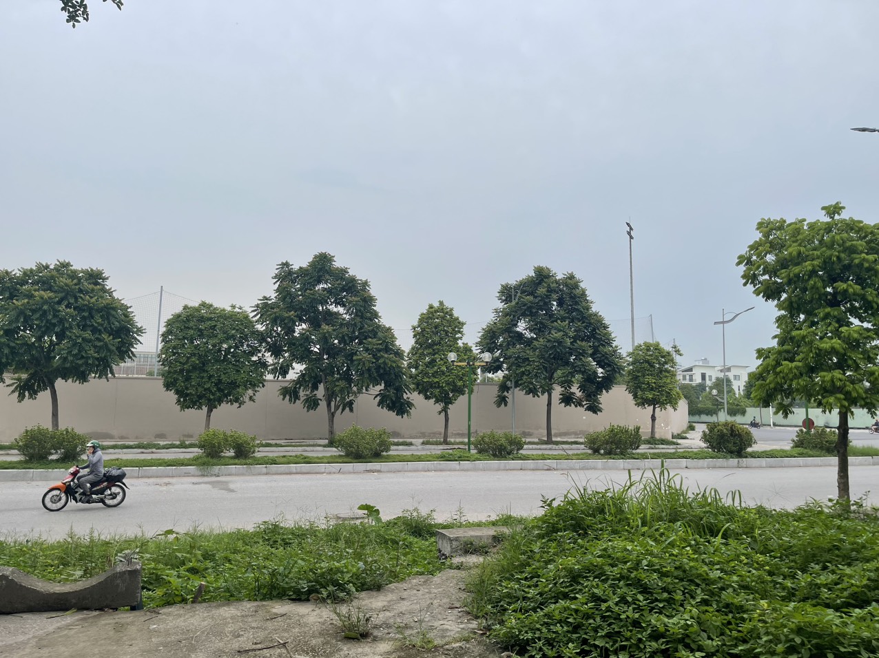 LÔ ĐẤT HIẾM PHỐ NGỌC THỤY, GẦN KĐT KHAI SƠN, GẦN ĐƯỜNG 40M ĐANG THI CÔNG