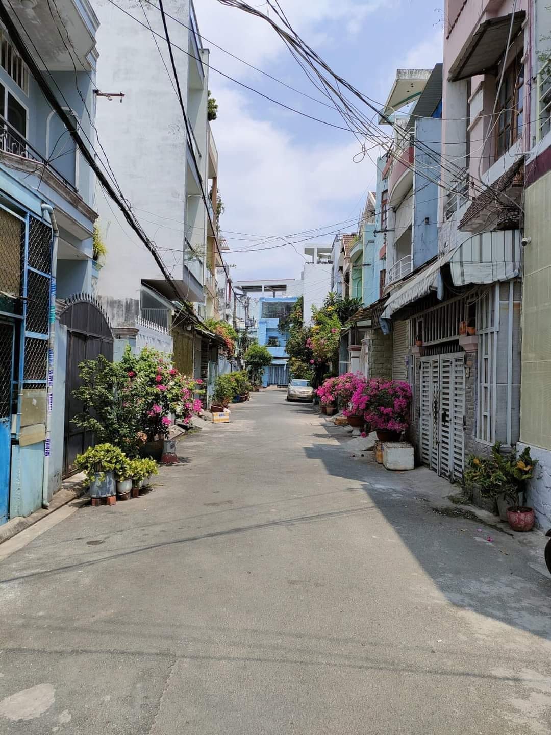 NHÀ BÁN CHỈ 90TR/M2 - VƯỜN LÀI - TÂN PHÚ - HXH 7M THÔNG - 74M2 - NHỈNH 6 TỶ - NGON!!!