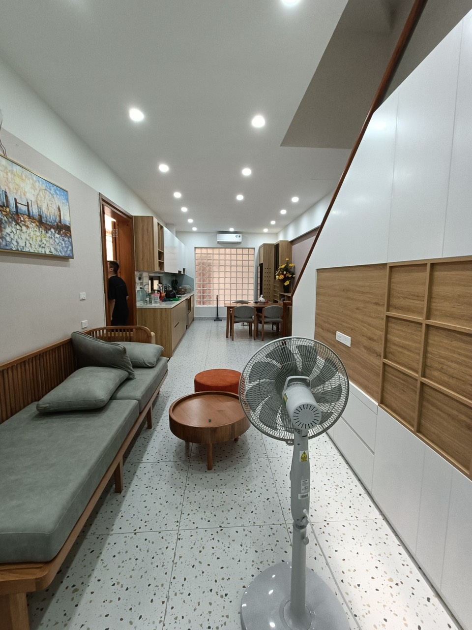 Bán Nhà Gấp Phố Ngô Quyền Hà Đông, Nhà Mới 3 Tầng DT70m, Giá nhỉnh 8 tỷ.