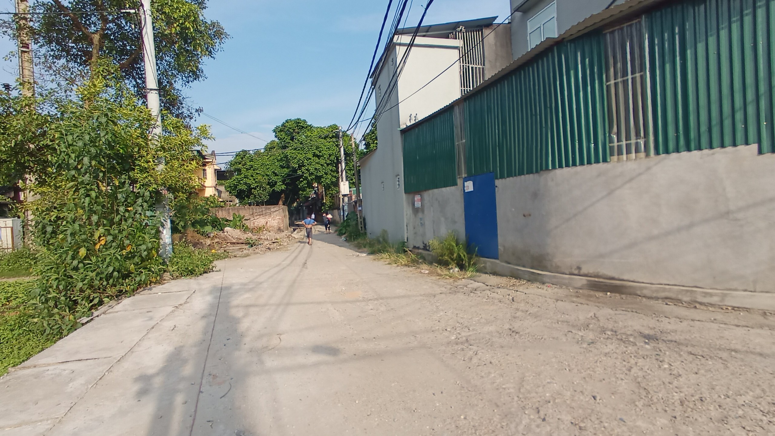 Bán đất Lạc Đạo, Lô góc, ô tô vào thoải mái, cực đẹp