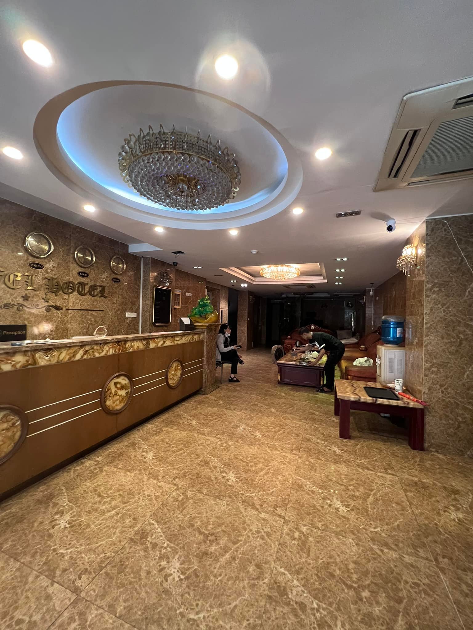 Bán tòa nhà khách sạn Trần Hưng Đạo Hoàn Kiếm 25 Tỷ x 93m2,9 tầng