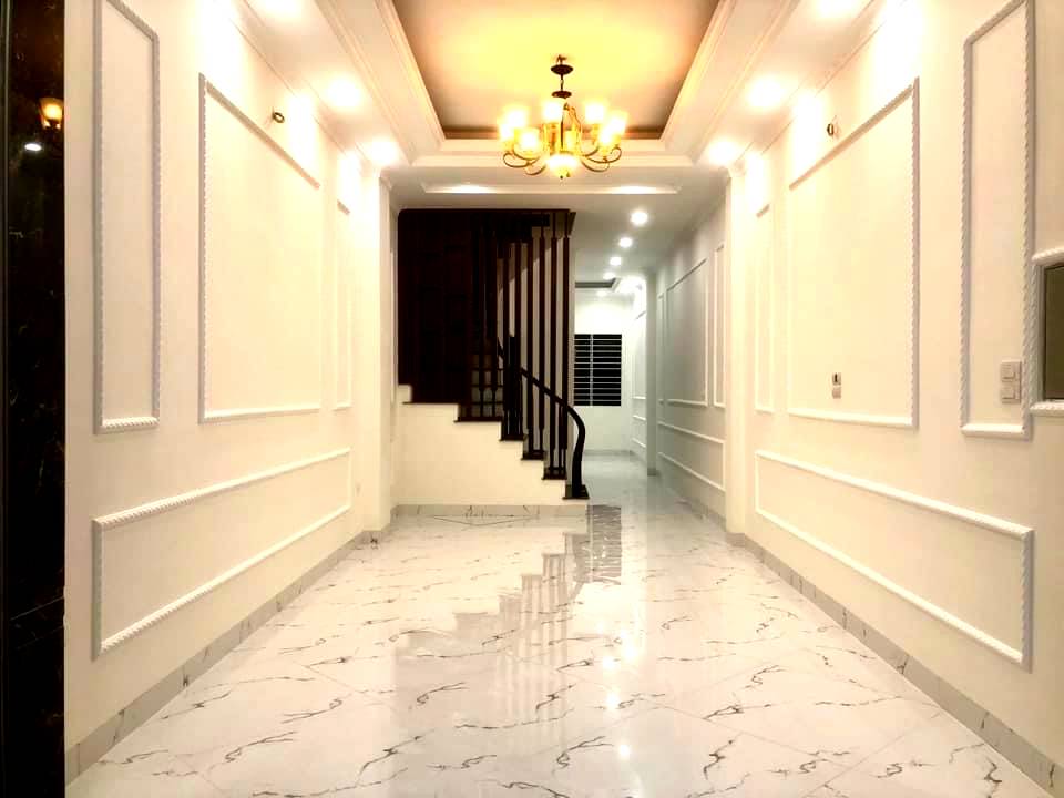 Bán nhà phân lô Tân Mai 5 tầng thang máy - Hoàng Mai - ô tô vào nhà - đổ cửa - gần nhiều tiện ích