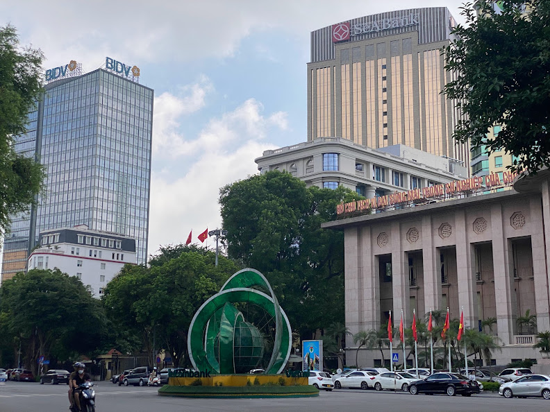 Bán nhà mặt phố Ngô Quyền, Vị trí kim cương, Building VP + Khách sạn, 700m2, MT 55m