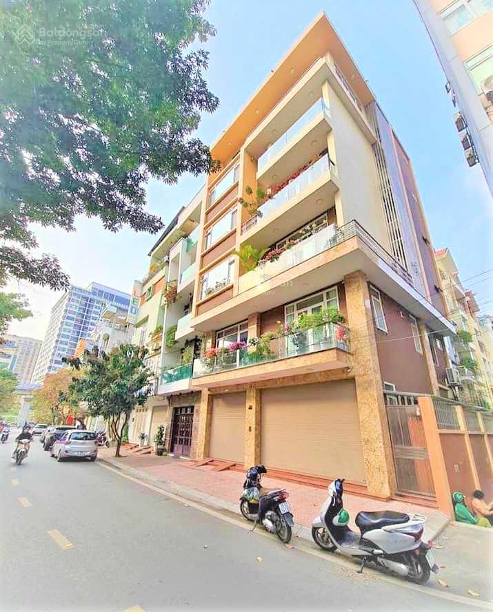 Bán nhà mặt phố Đường Láng 23,6 tỷ mặt tiền 7,1 mét 5 tầng KD,VP,vỉa hè.