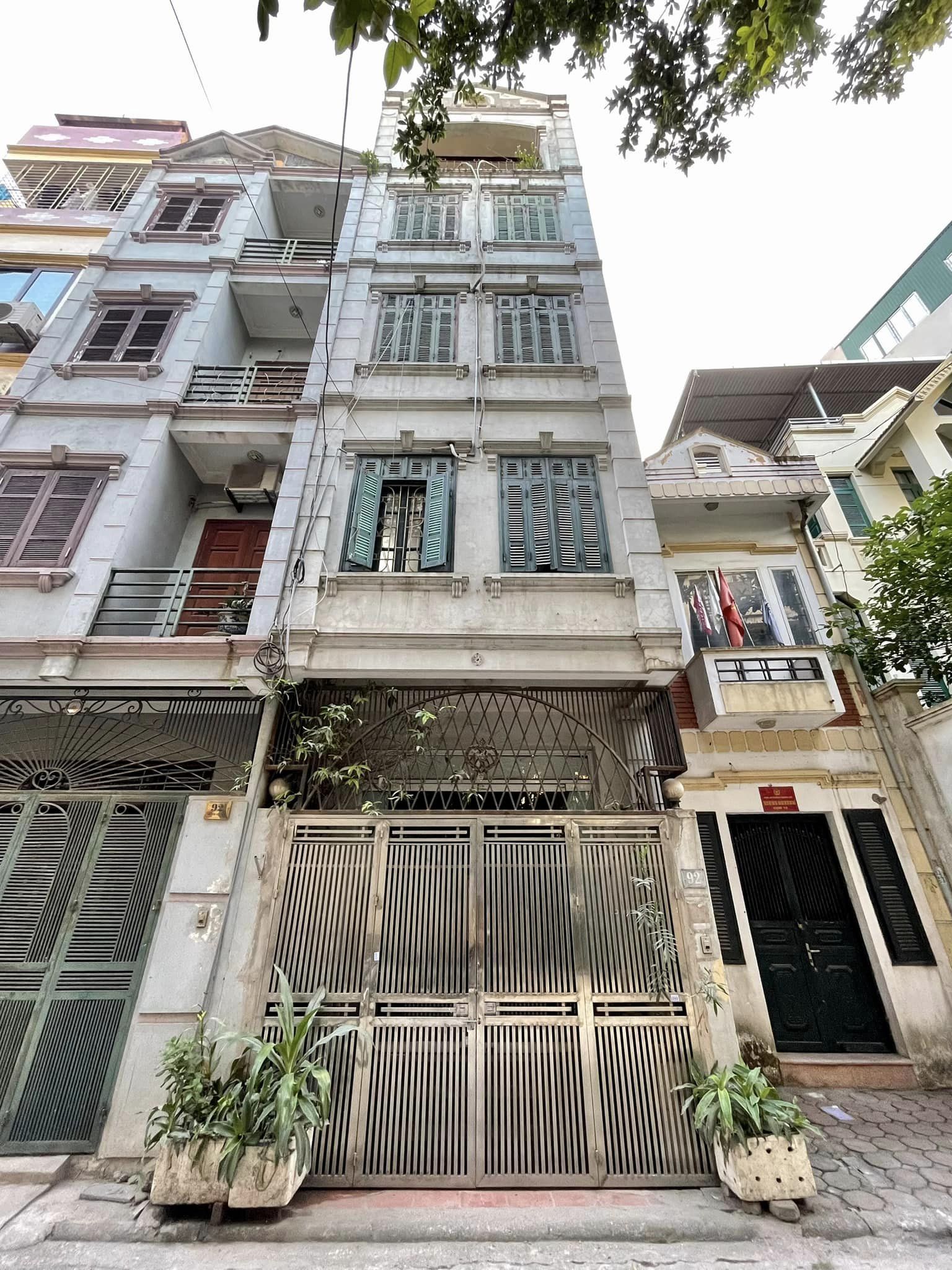 MẶT PHỐ GIÁ NGANG MẶT NGÕ 48M2 - 11,5 TỶ - TRUNG TÂM QUẬN THANH XUÂN -GIÁP LÊ TRỌNG TẤN