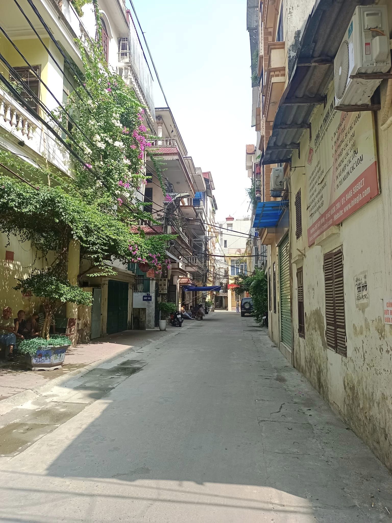 Bán nhà Hoàng Đạo Thành, Nguyễn Xiển phân lô, ô tô, giá đầu tư 65mx5T, 7.9 tỷ