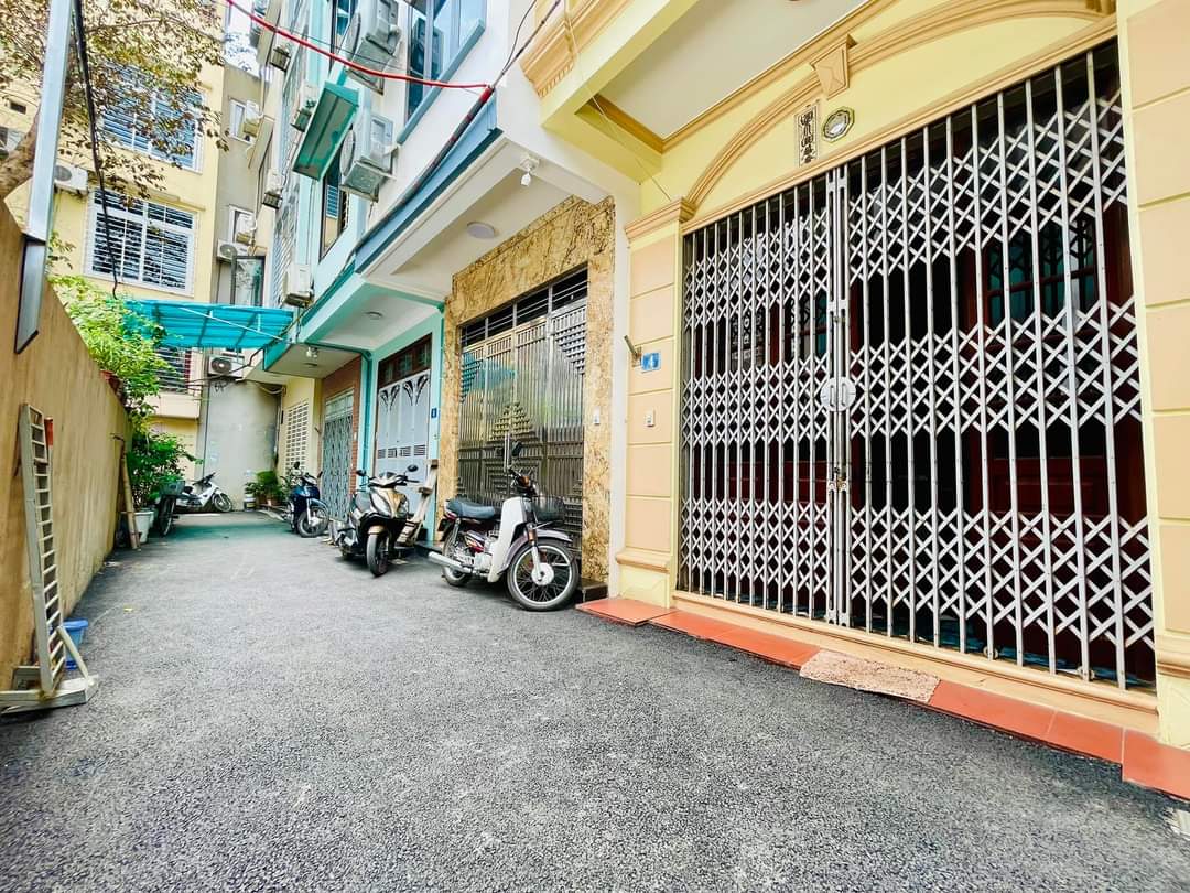 Bán nhà riêng phố Triều Khúc, Thanh Xuân 41m2, 5 tầng, nhà đẹp ở ngay, giá 4.6 tỷ