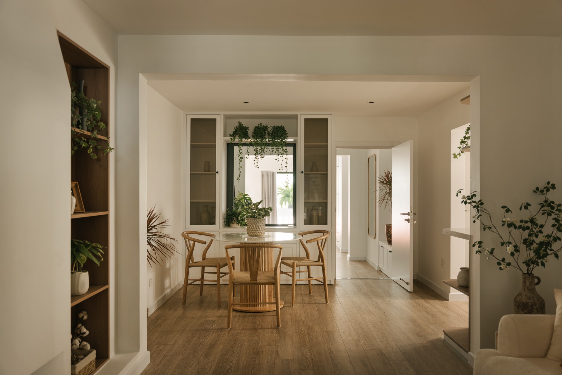 Bán nhà Nguyễn Lương Bằng Đống Đa, ngõ thông, ô tô đỗ rất gần, chỉ Nhỉnh 2 tỷ