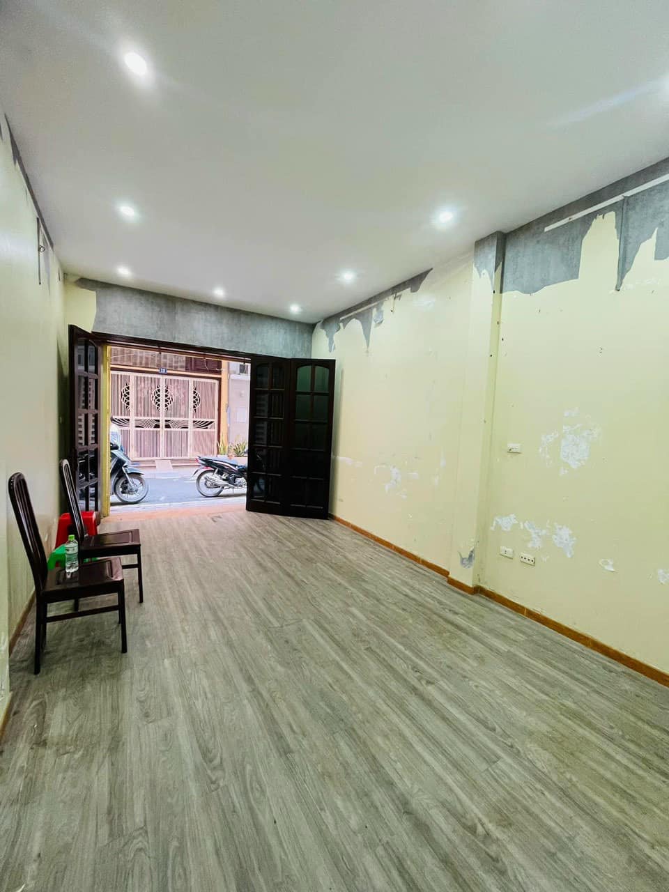 BÁN NHÀ PHÂN LÔ TRONG NGÕ NGUYỄN CHÍ THANH - ĐỐNG ĐA